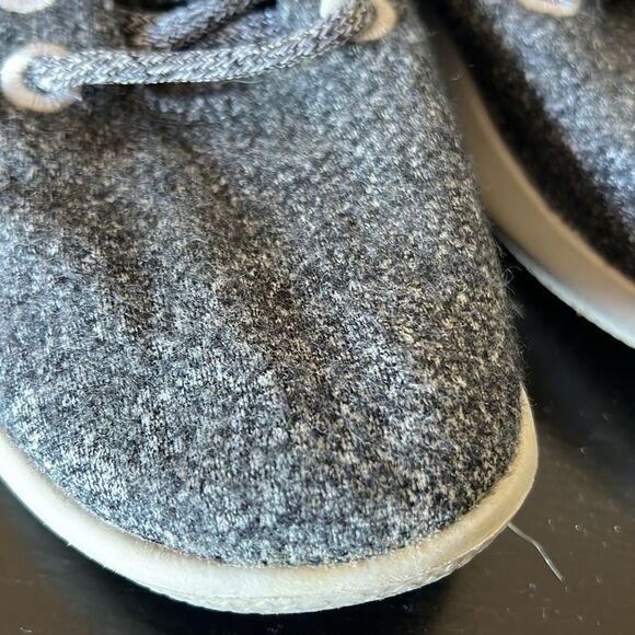 Allbirds Women's Wool Runners Gray - Picture 6 of 8